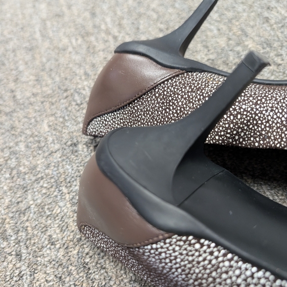 LOGO by Lori Goldstein Pointed Toe Kitten Heels BLAIR BROWN - Picture 8 of 11